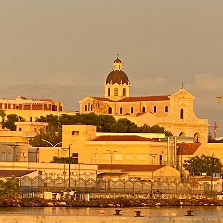 Marina Di Castello לינה וארוחת בוקר